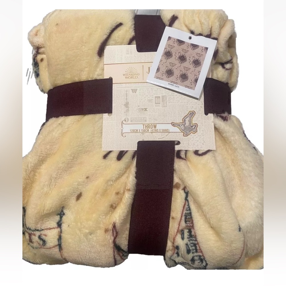 NWT Harry Potter Throw